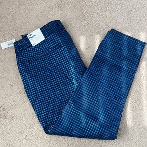 Old Navy mid-rise pixie pants